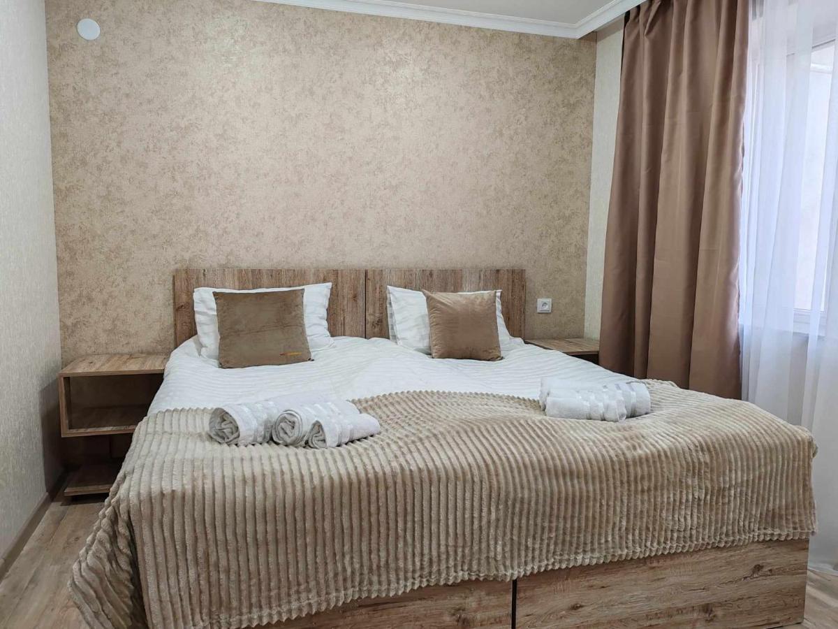 Sun House Hotel Yeghegnadzor Exterior foto