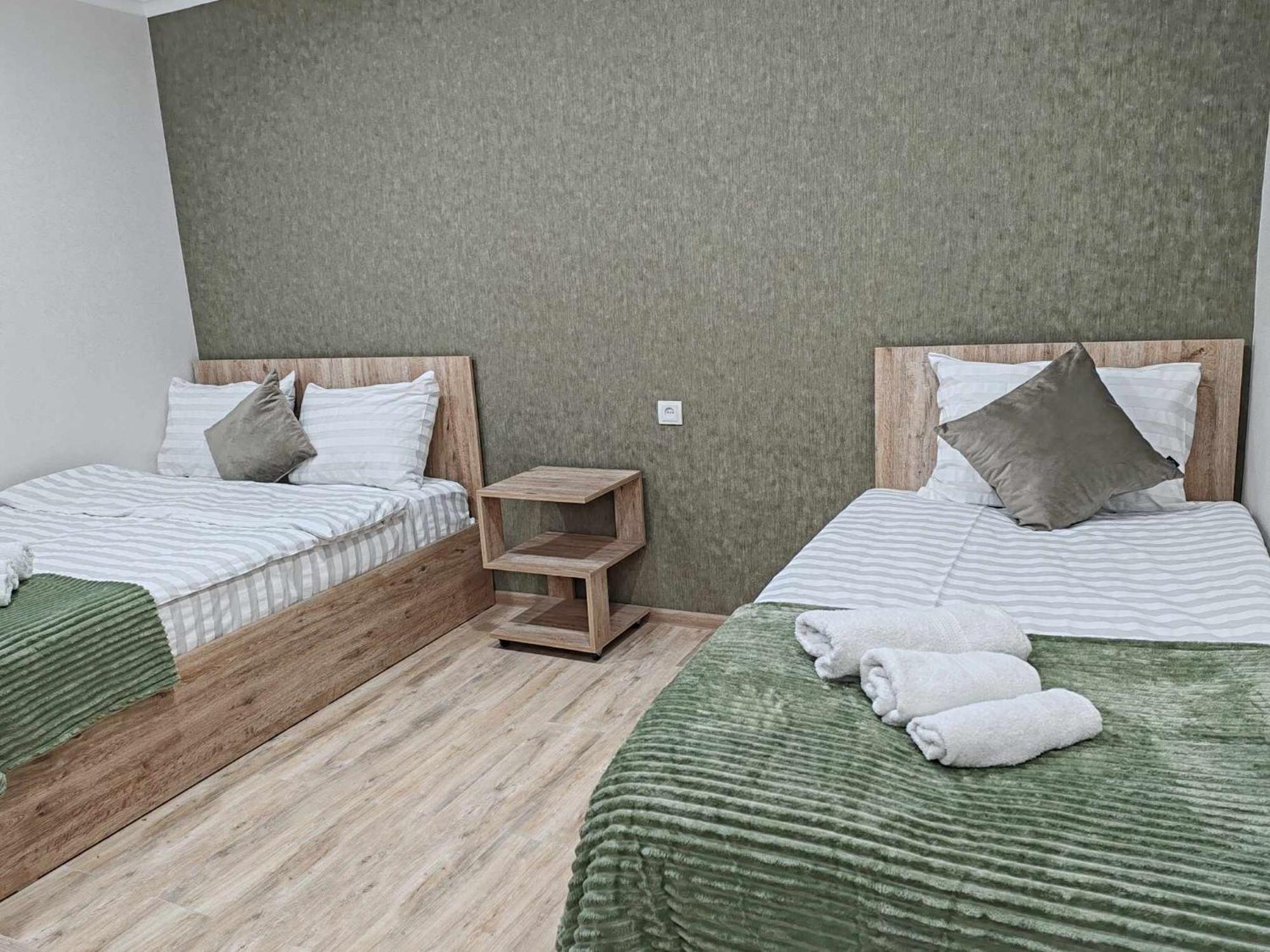 Sun House Hotel Yeghegnadzor Exterior foto
