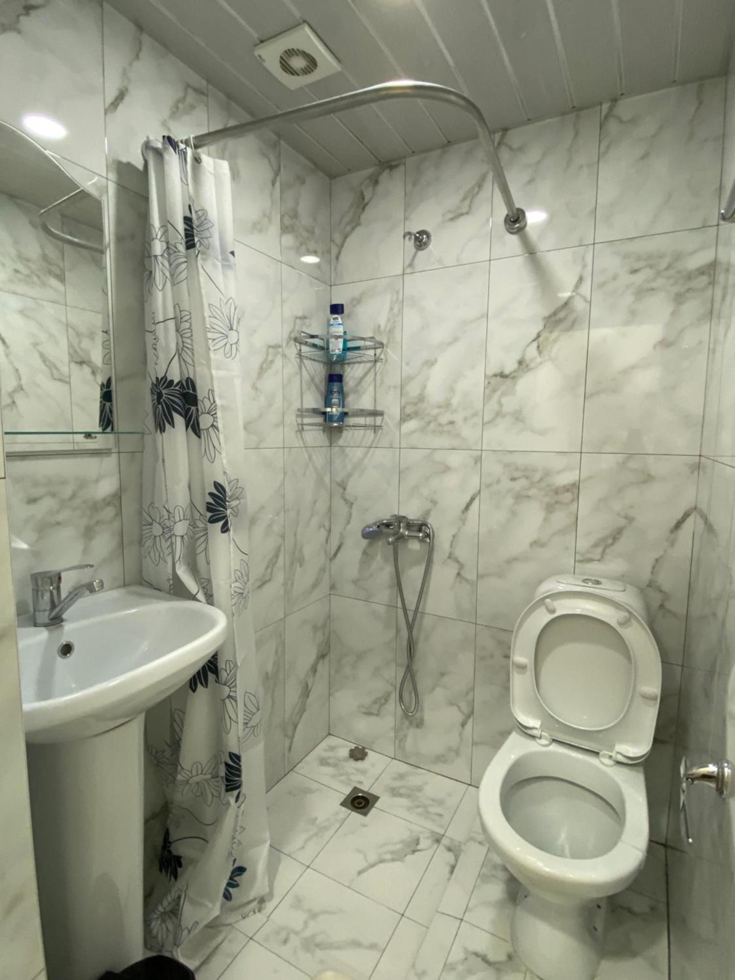 Sun House Hotel Yeghegnadzor Exterior foto