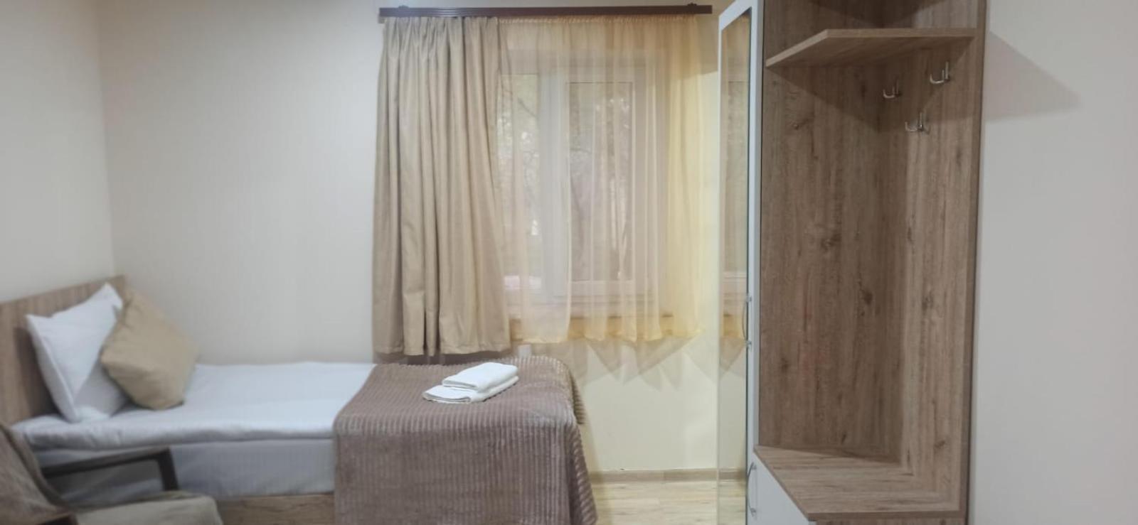 Sun House Hotel Yeghegnadzor Exterior foto
