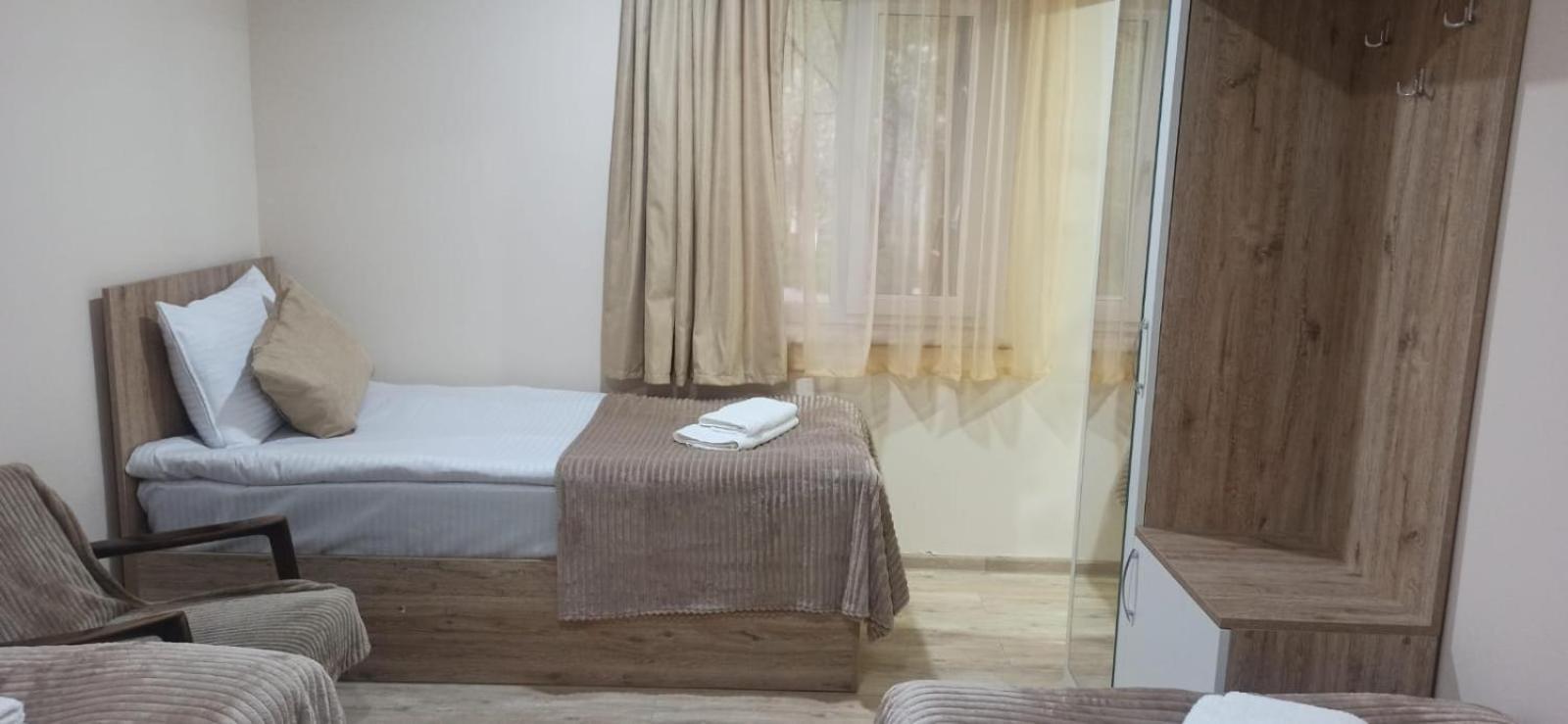 Sun House Hotel Yeghegnadzor Exterior foto